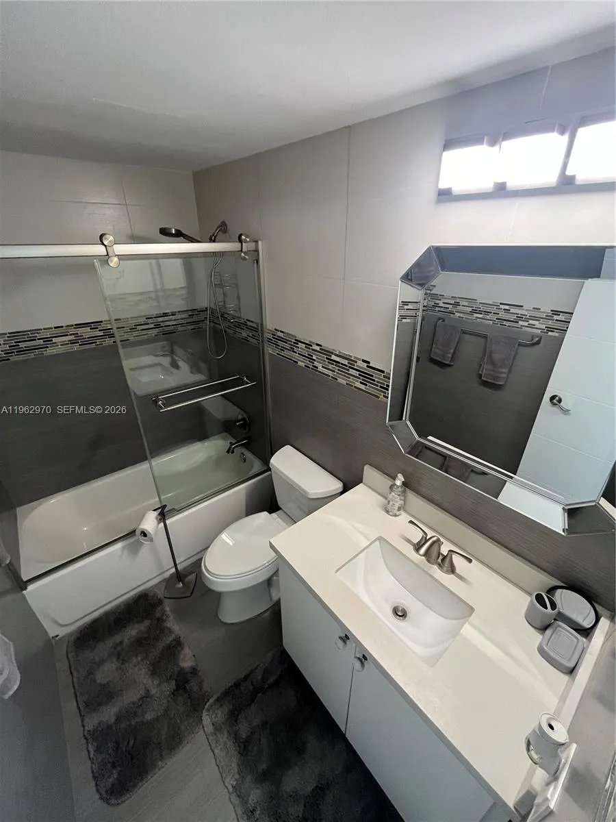 3505 S Ocean Dr #1510 Hollywood, FL 33019