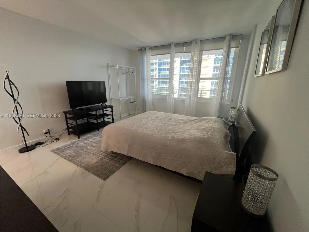 3505 S Ocean Dr #1510 Hollywood, FL 33019