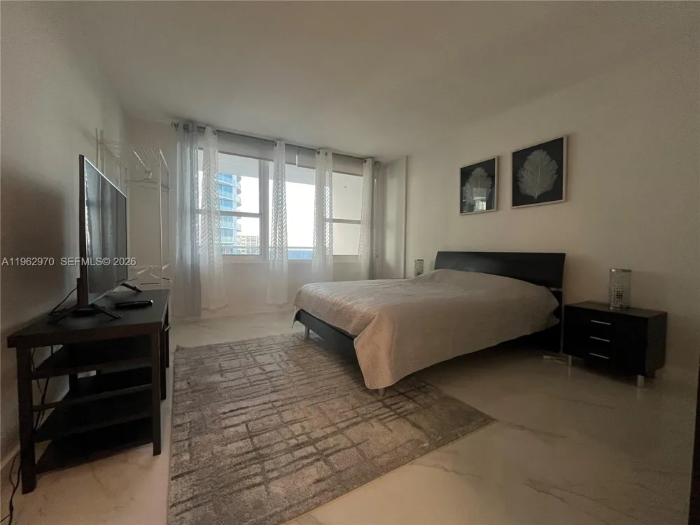 3505 S Ocean Dr #1510 Hollywood, FL 33019