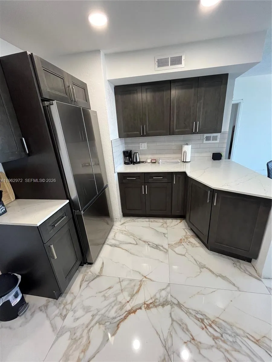 Address Not Shown Hollywood, FL 33019