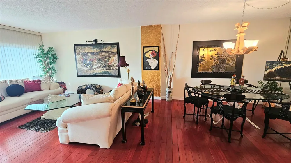 1985 S Ocean Dr #10J Hallandale Beach, FL 33009