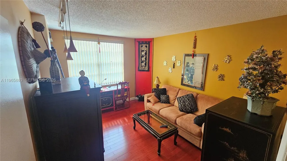 1985 S Ocean Dr #10J Hallandale Beach, FL 33009