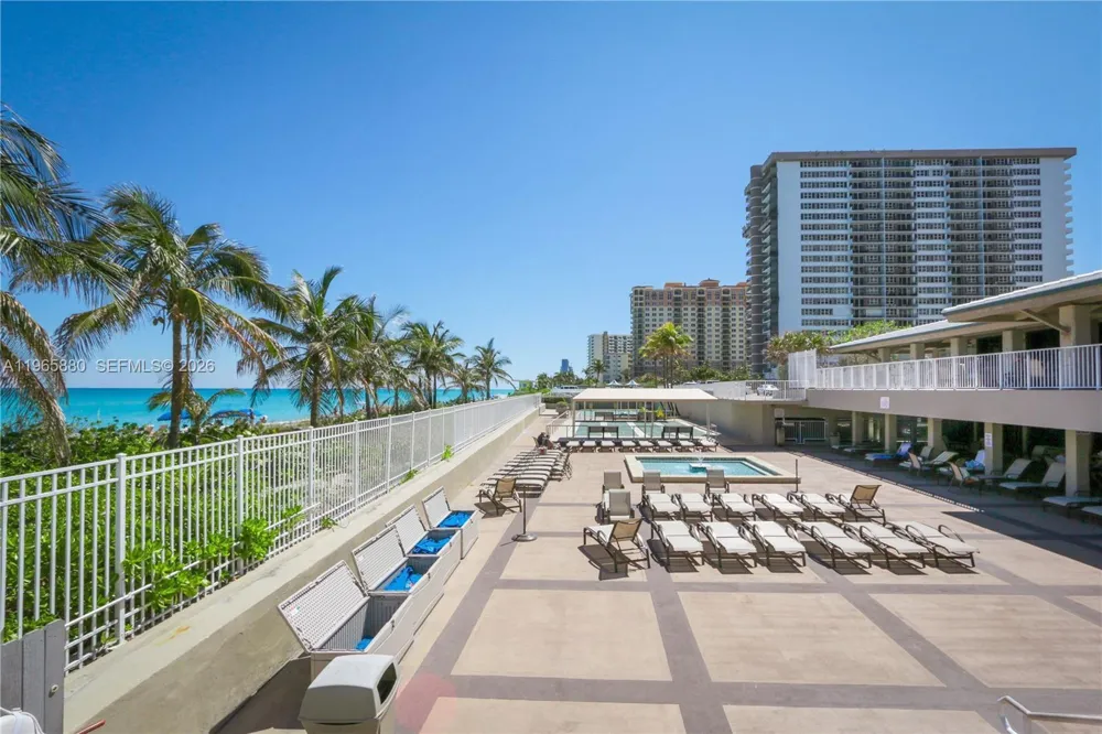 1985 S Ocean Dr #10J Hallandale Beach, FL 33009