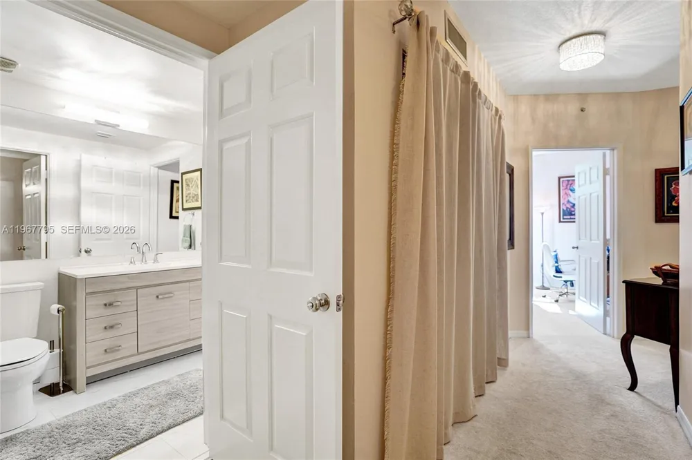 2421 NE 65th St #202 Fort Lauderdale, FL 33308
