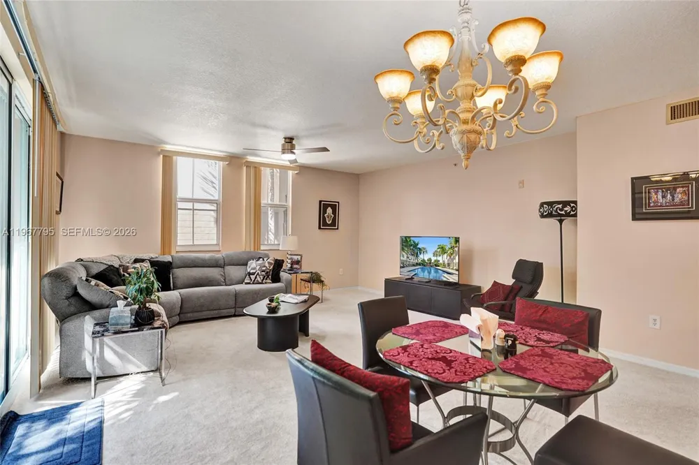 2421 NE 65th St #202 Fort Lauderdale, FL 33308