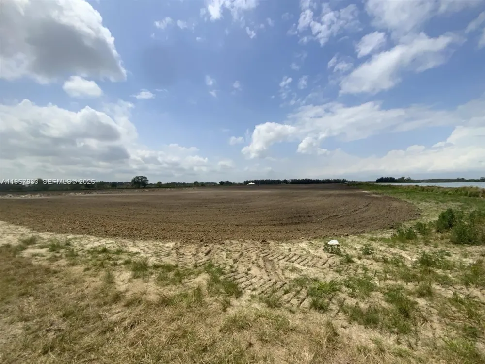595 HEADER CANAL ROAD #0 Fort Pierce, FL 34945