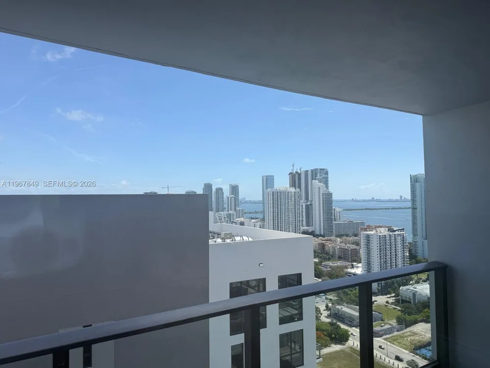 1600 NE 1st Ave #3319 Miami, FL 33132