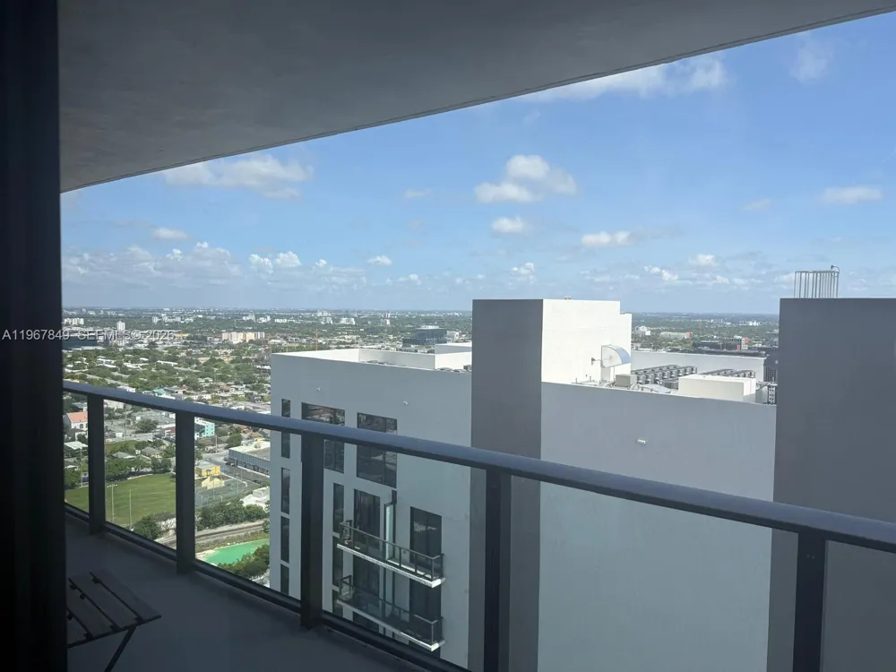 1600 NE 1st Ave #3319 Miami, FL 33132