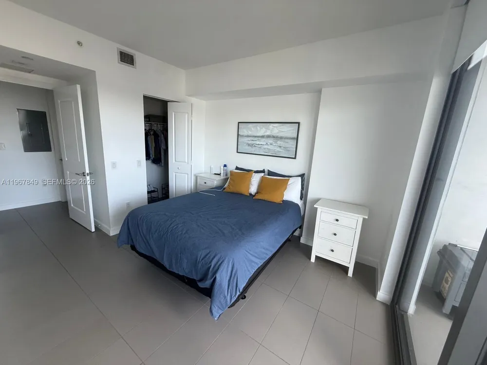 1600 NE 1st Ave #3319 Miami, FL 33132