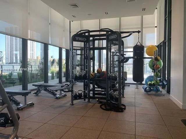 1600 NE 1st Ave #3319 Miami, FL 33132