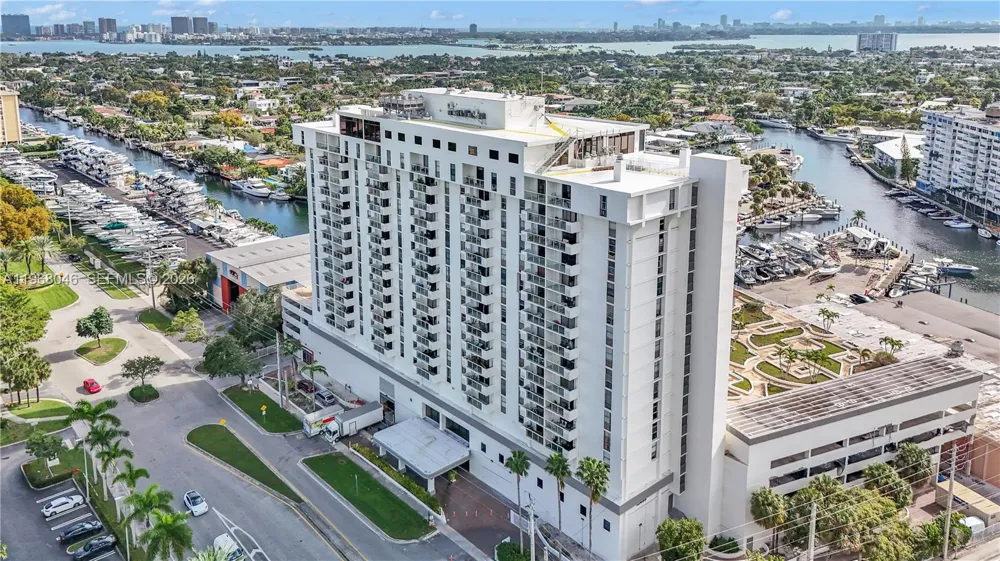 13499 Biscayne Blvd #CUT2 North Miami, FL 33181