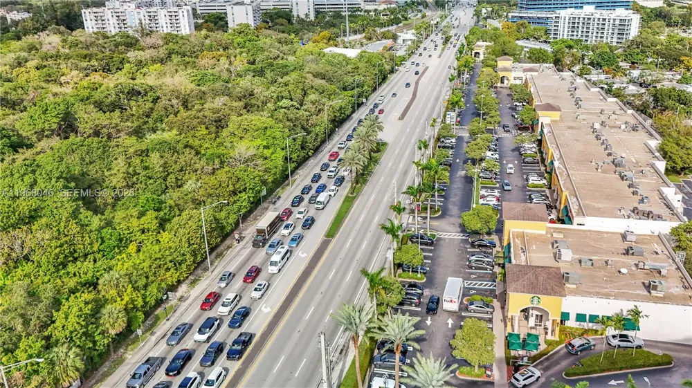 13499 Biscayne Blvd #CUT2 North Miami, FL 33181