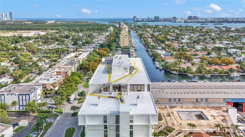 13499 Biscayne Blvd #CUT2 North Miami, FL 33181