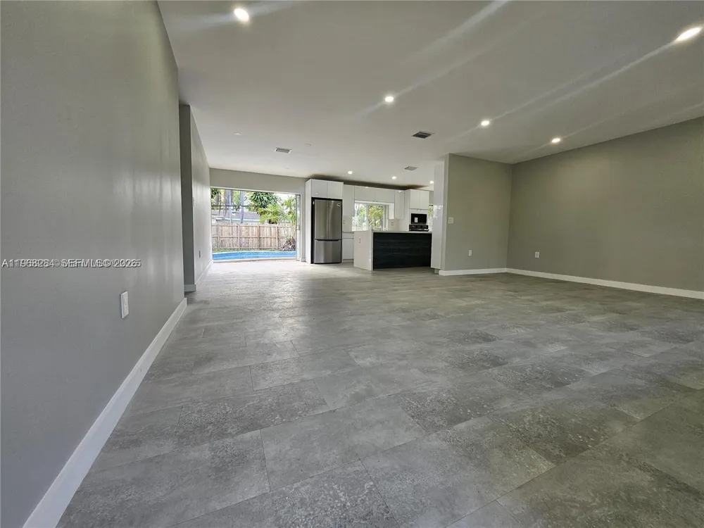 221 SW 53rd Ave Plantation, FL 33317