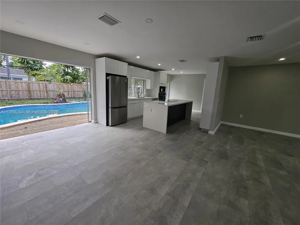 221 SW 53rd Ave Plantation, FL 33317