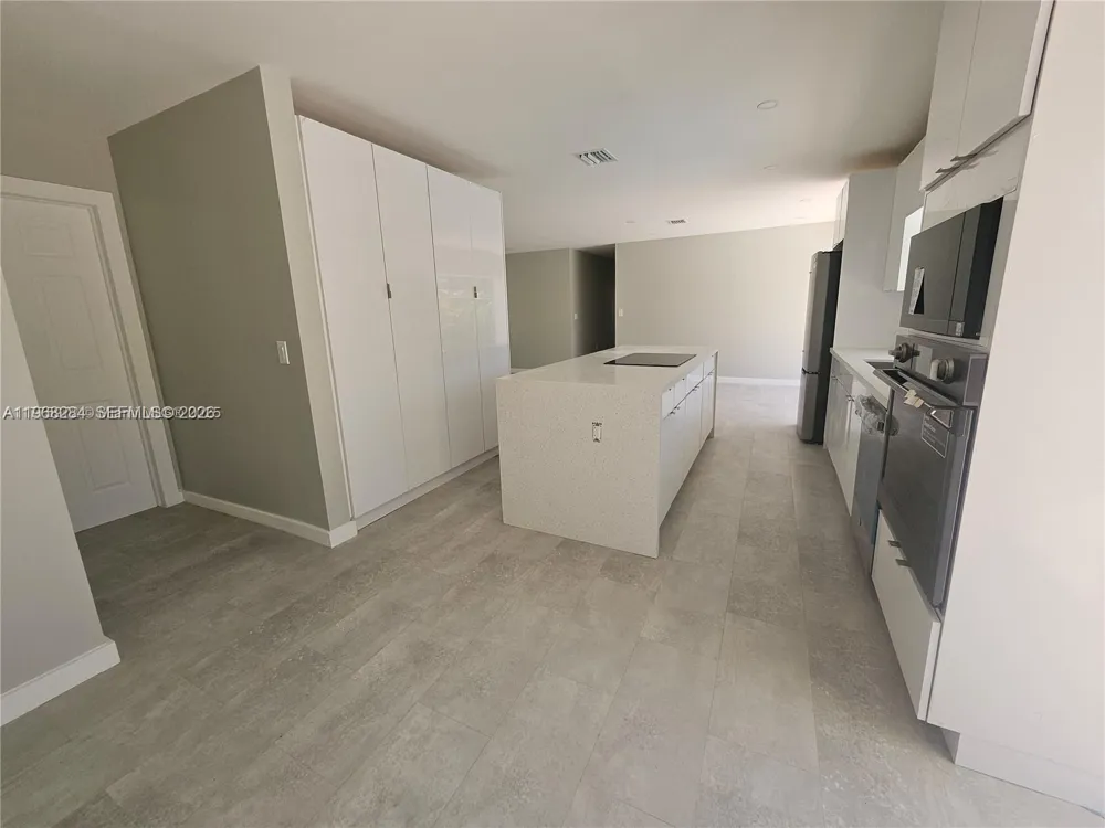 221 SW 53rd Ave Plantation, FL 33317