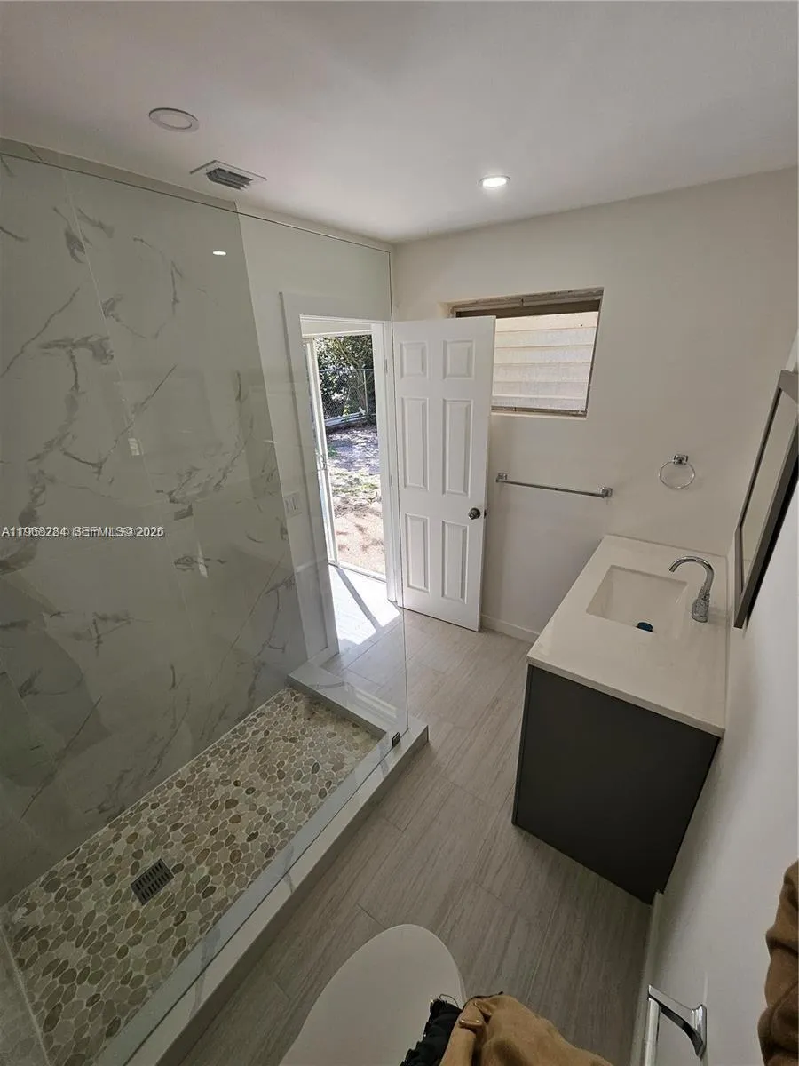 221 SW 53rd Ave Plantation, FL 33317