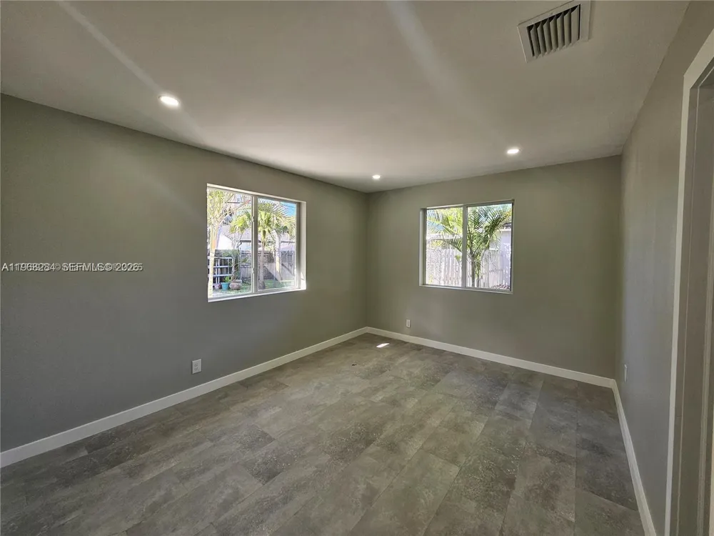 221 SW 53rd Ave Plantation, FL 33317