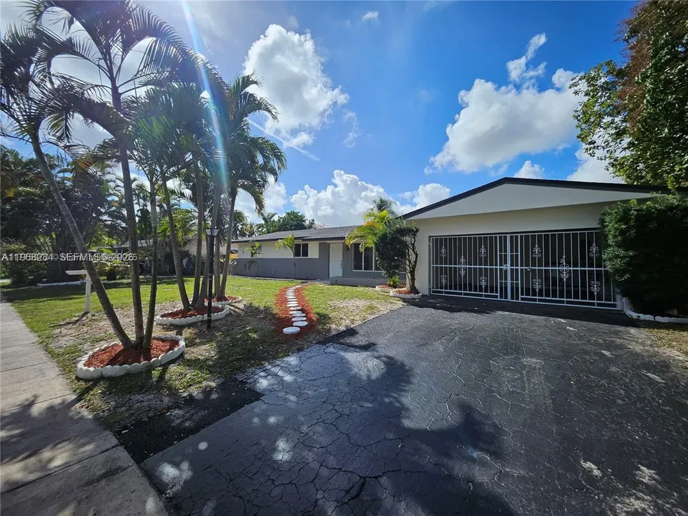 221 SW 53rd Ave Plantation, FL 33317