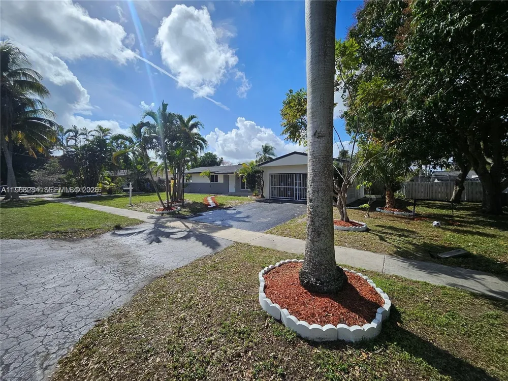 221 SW 53rd Ave Plantation, FL 33317