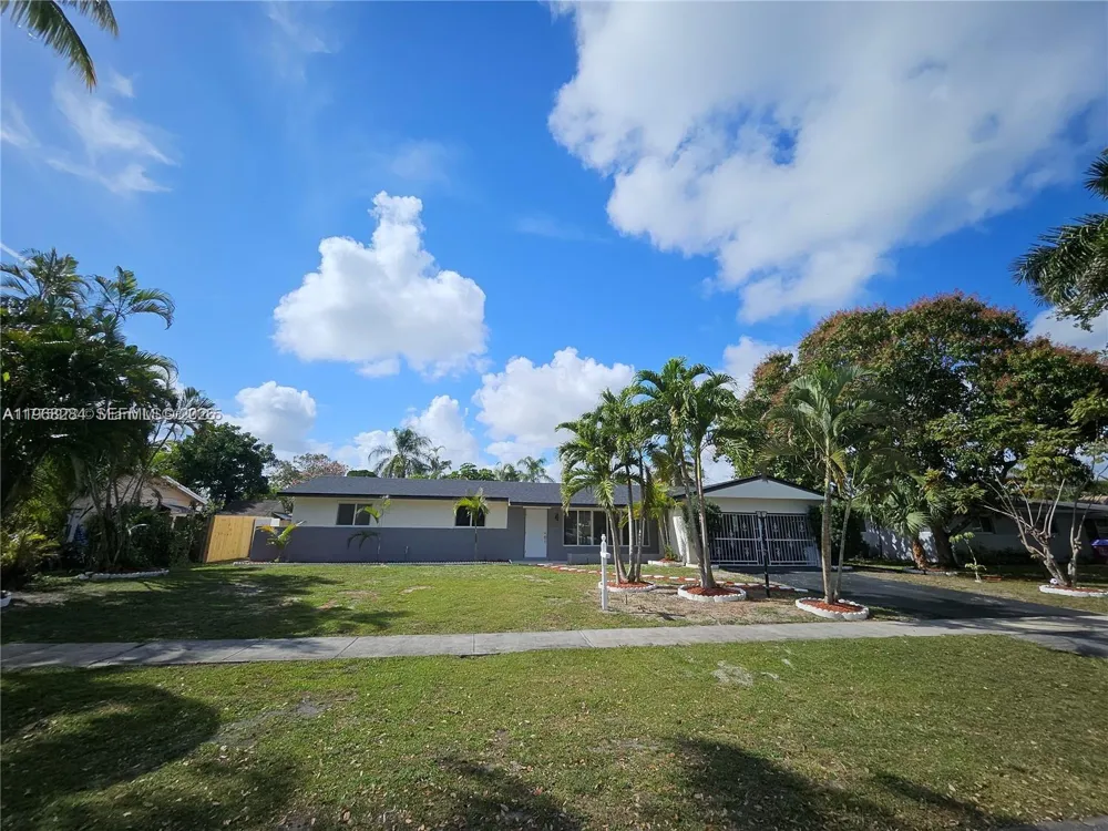 221 SW 53rd Ave Plantation, FL 33317