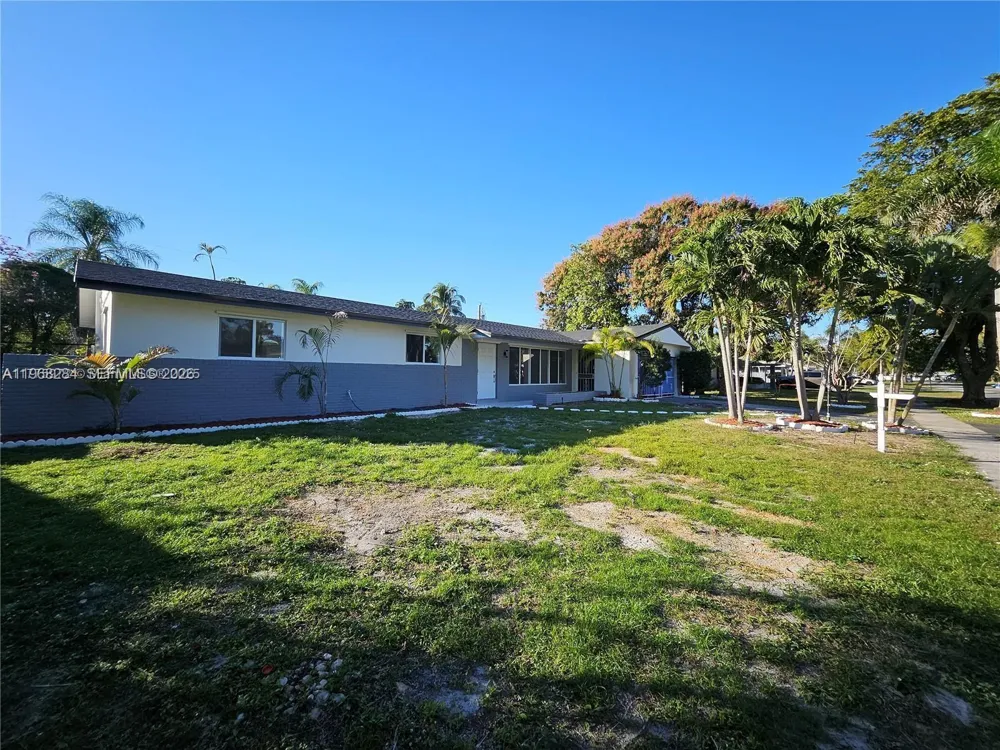 221 SW 53rd Ave Plantation, FL 33317