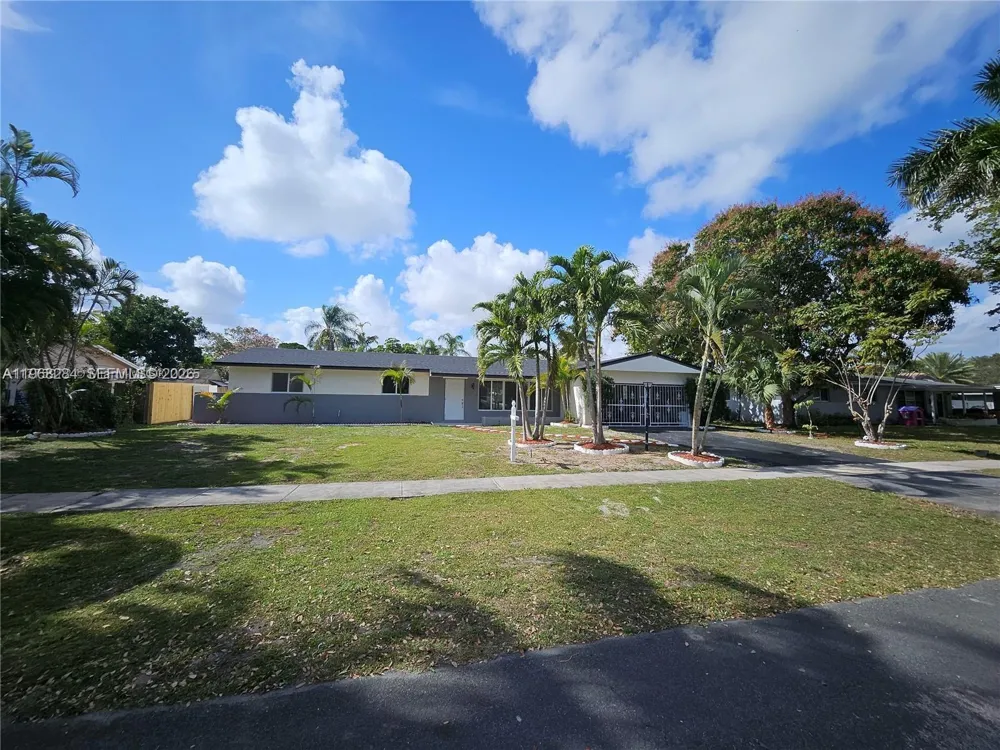 221 SW 53rd Ave Plantation, FL 33317