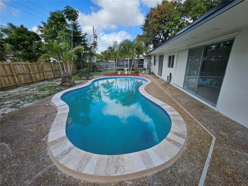 221 SW 53rd Ave Plantation, FL 33317