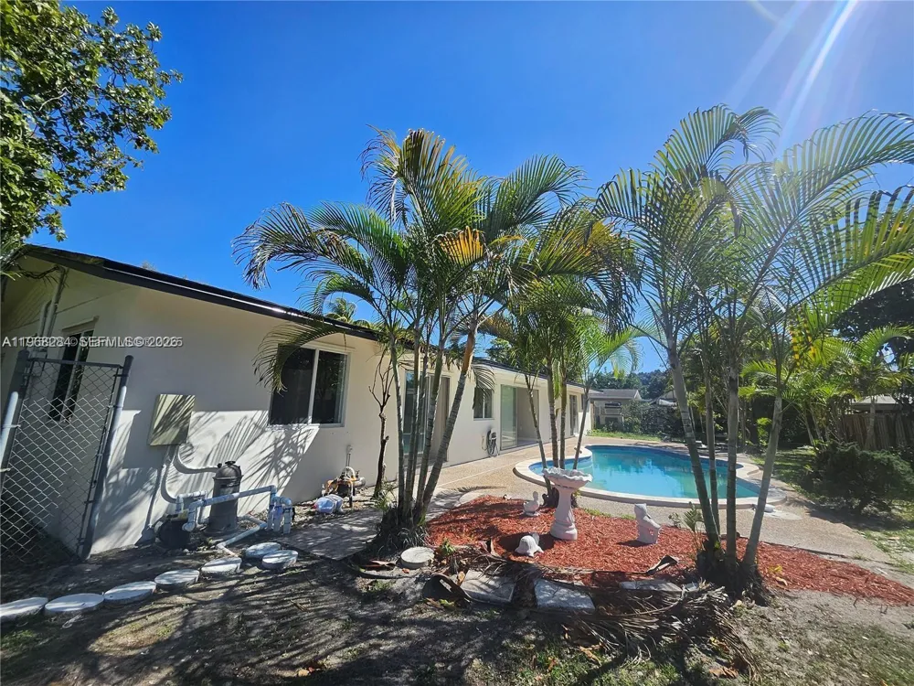 221 SW 53rd Ave Plantation, FL 33317