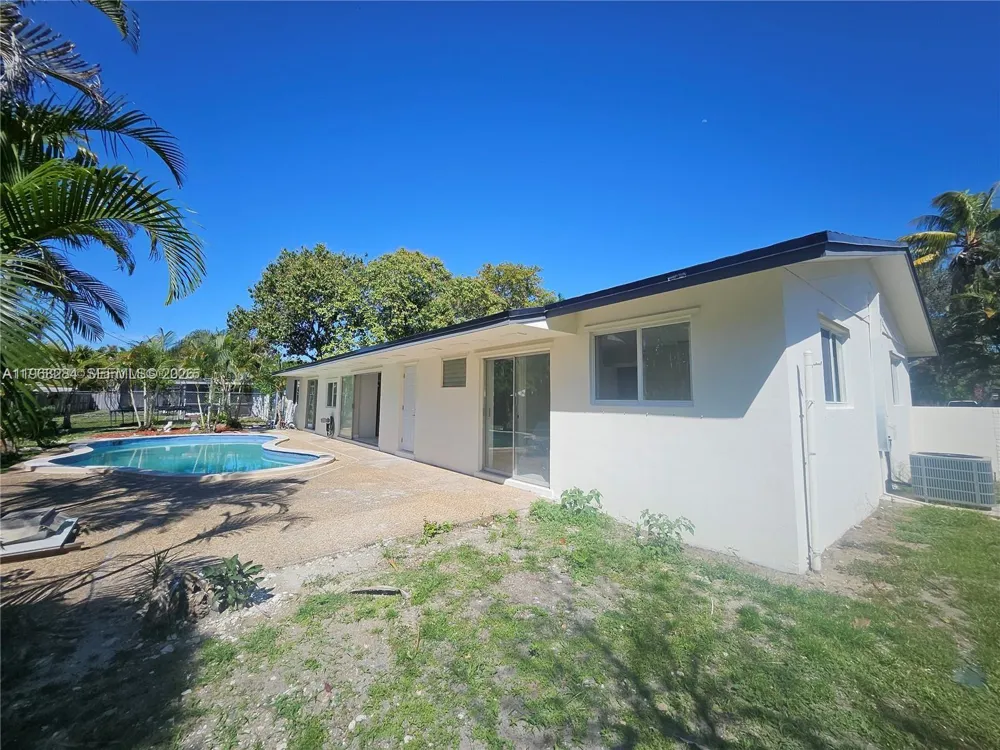 221 SW 53rd Ave Plantation, FL 33317