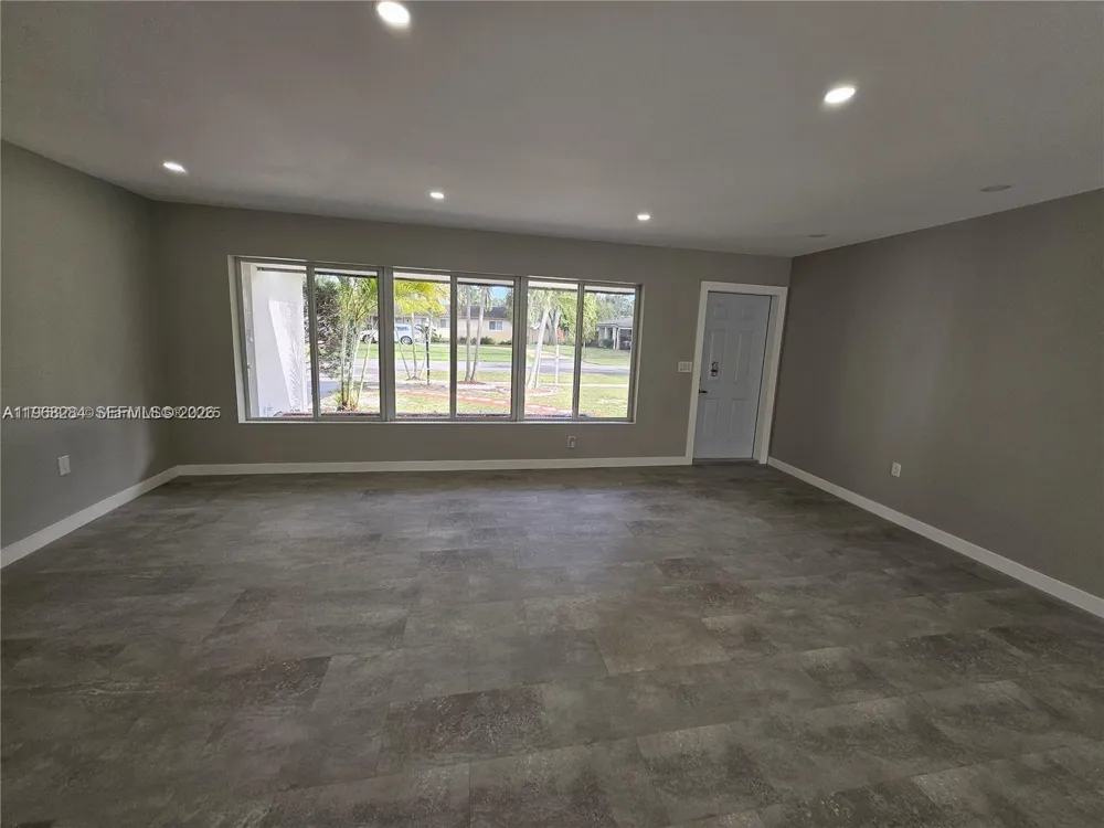 221 SW 53rd Ave Plantation, FL 33317