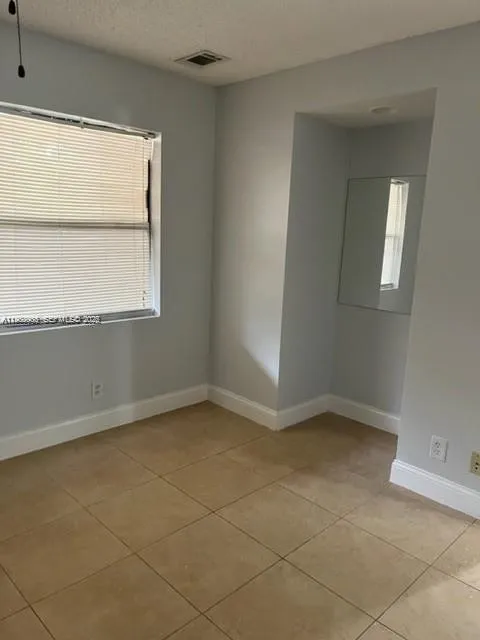 9999 Summerbreeze Dr #1009 Sunrise, FL 33322