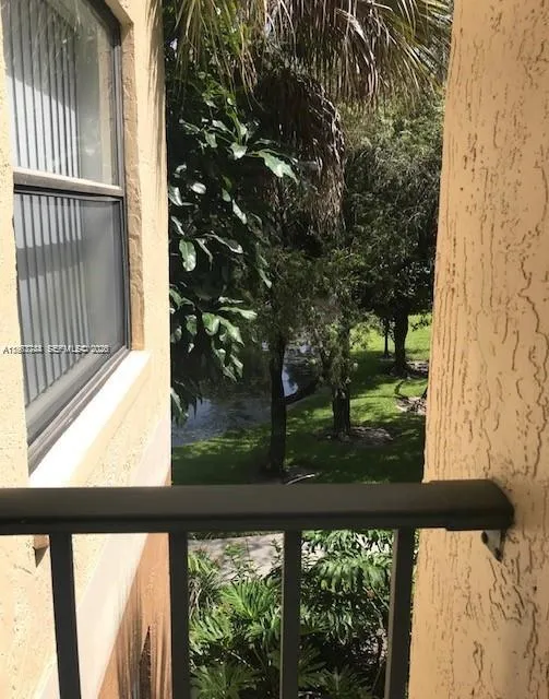 9999 Summerbreeze Dr #414 Sunrise, FL 33322