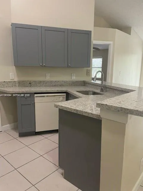 9999 Summerbreeze Dr #1105 Sunrise, FL 33322