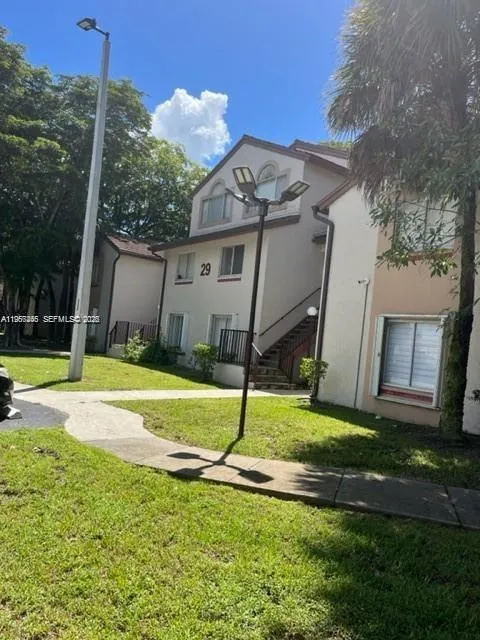 14020 SW 90th Ter #14020 Miami, FL 33186