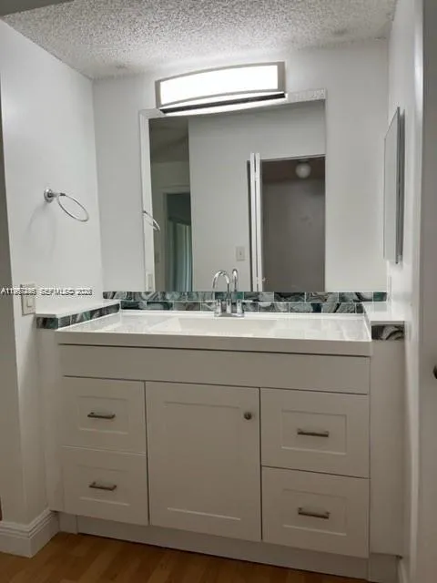 14020 SW 90th Ter #14020 Miami, FL 33186