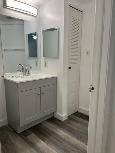 14020 SW 90th Ter #14020 Miami, FL 33186