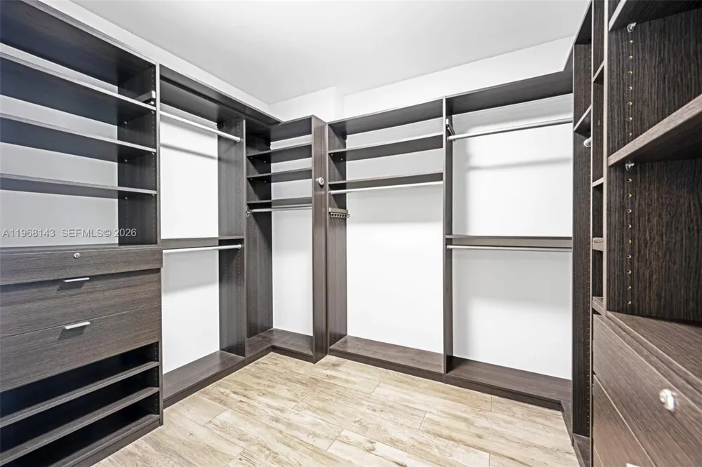 3301 NE 183 Street #2209 Aventura, FL 33160