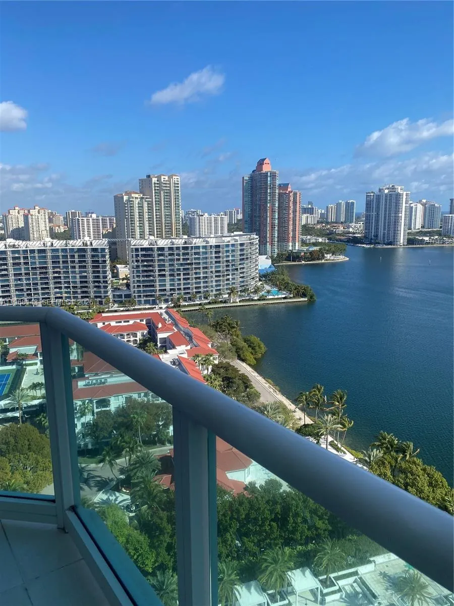 3301 NE 183 Street #2209 Aventura, FL 33160