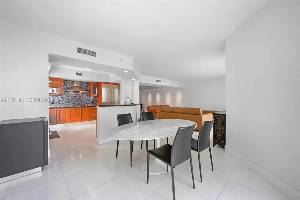 3301 NE 183 Street #2209 Aventura, FL 33160