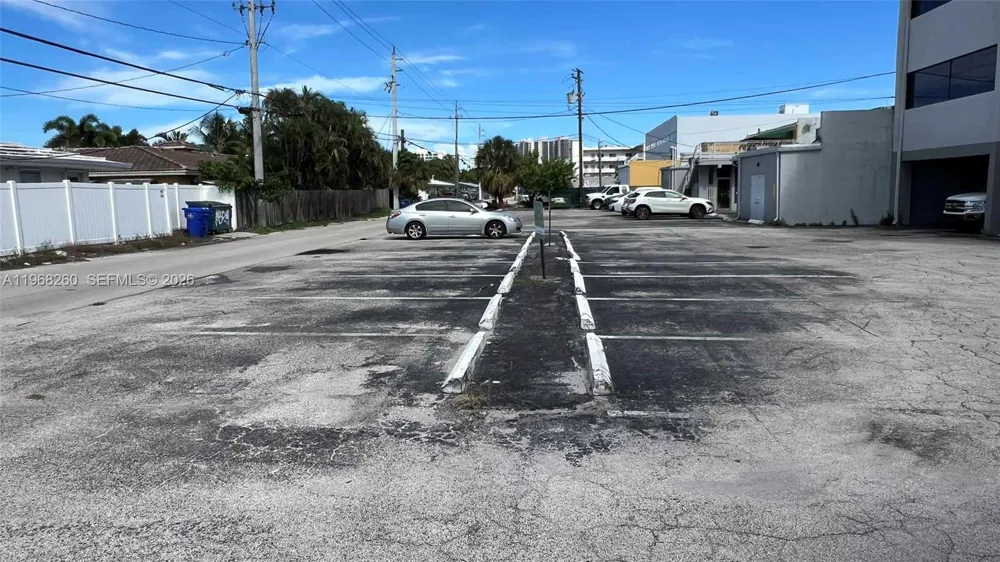 2727 E Oakland Park Blvd #200 Fort Lauderdale, FL 33306
