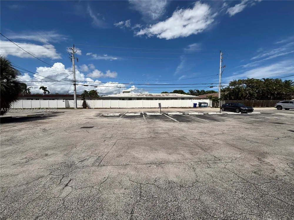 2727 E Oakland Park Blvd #200 Fort Lauderdale, FL 33306