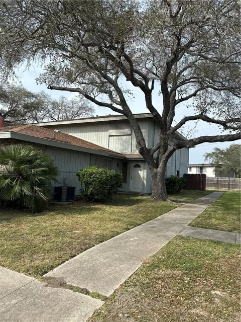 6166 Hidden Oaks #3