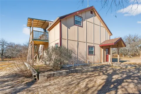 5752 Mockingbird Ln