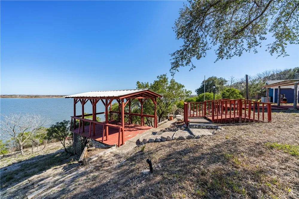 533 Carmel Drive Sandia, TX 78383