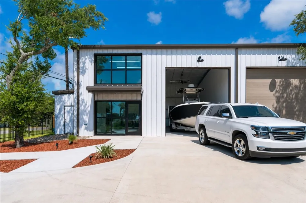 350 Shaver #102 Aransas Pass, TX 78336