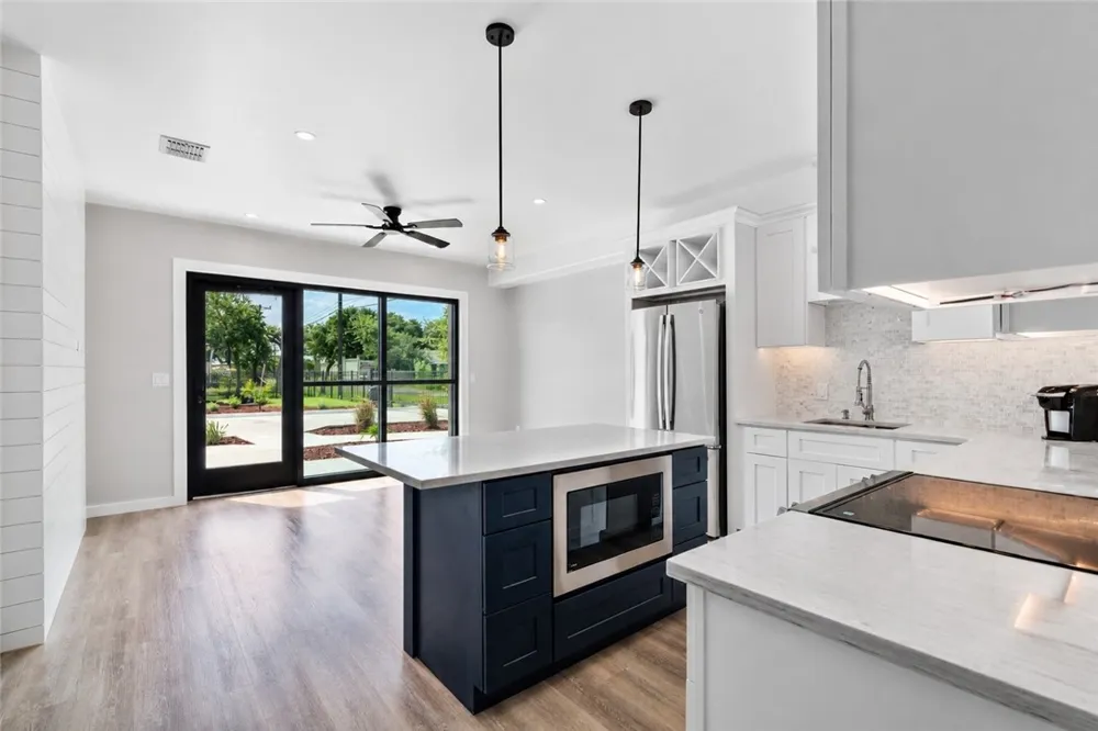 350 Shaver #102 Aransas Pass, TX 78336