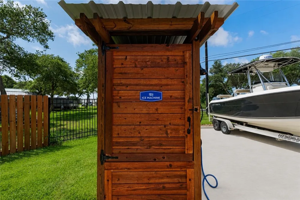 350 Shaver #103 Aransas Pass, TX 78336