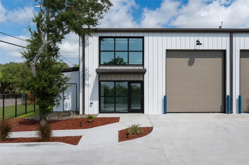350 Shaver #101 Aransas Pass, TX 78336