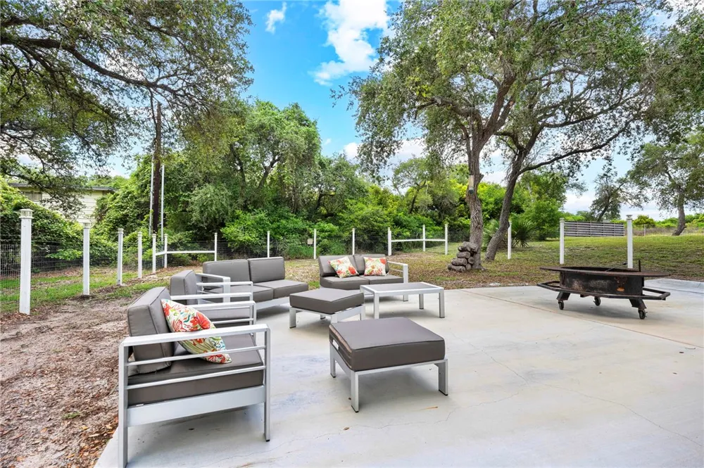 607 Huisache Lane Ingleside on the Bay, TX 78362